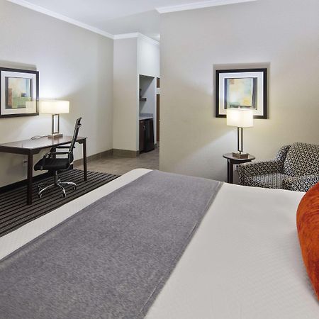 Best Western Plus Austin Airport Inn & Suites Luaran gambar